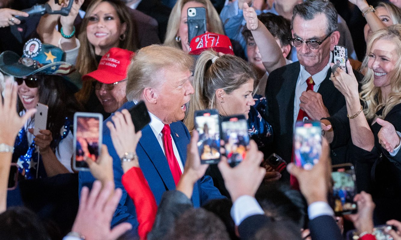 Hours after arrest Donald Trump attacks Manhattan district attorney in Mar-a-Lago speech